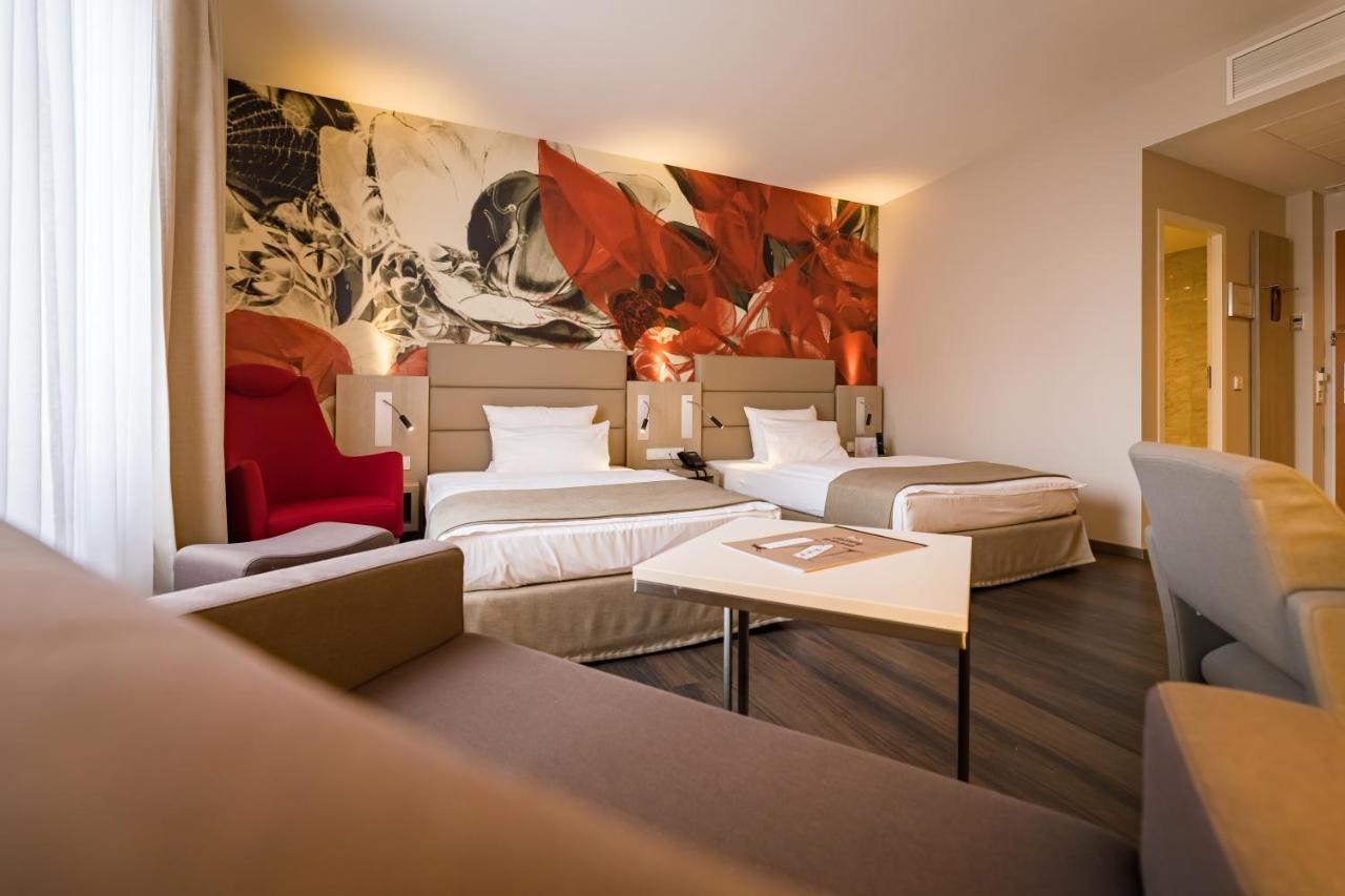 First Inn Hotel Zwickau Ngoại thất bức ảnh