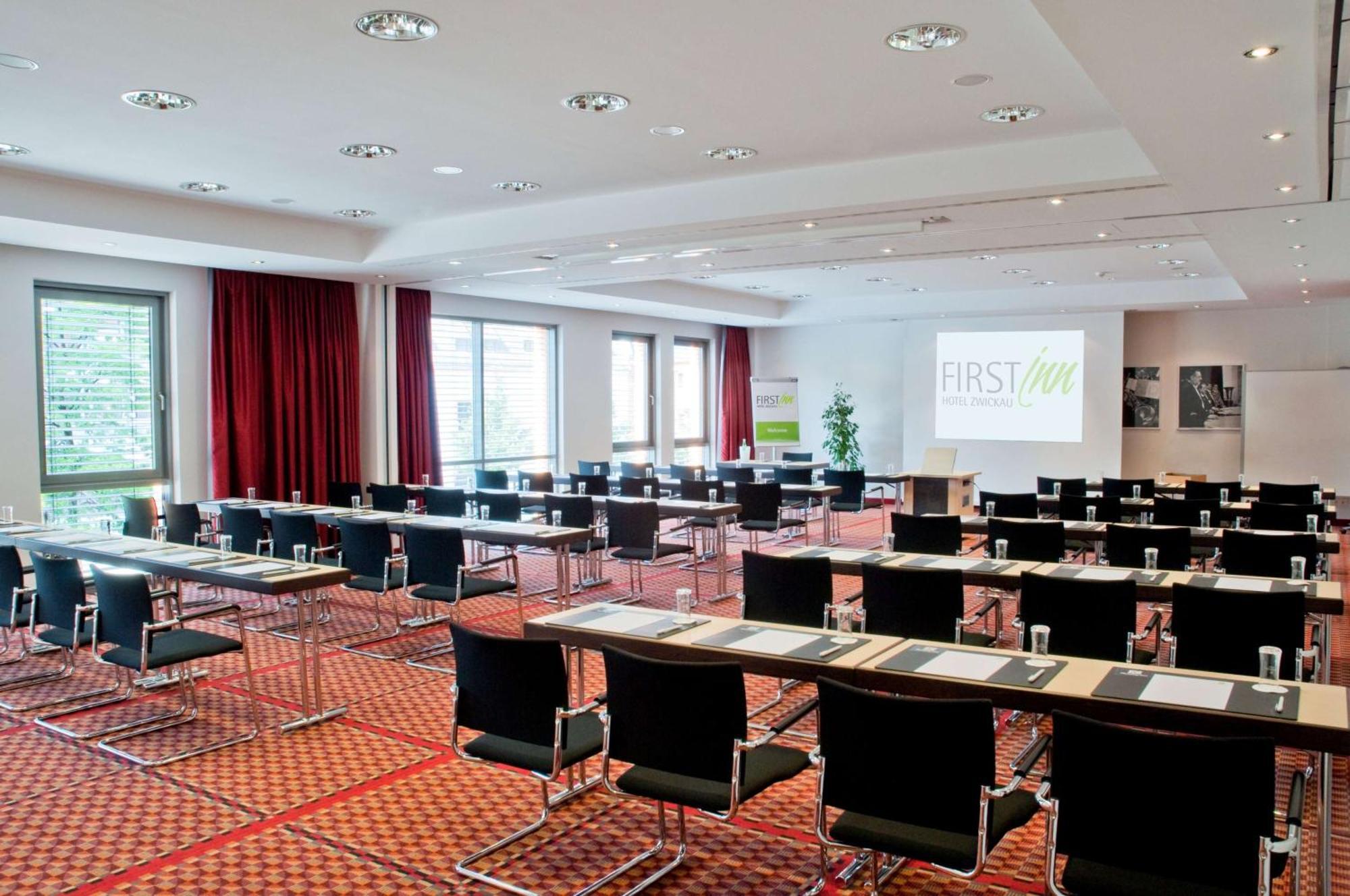 First Inn Hotel Zwickau Ngoại thất bức ảnh