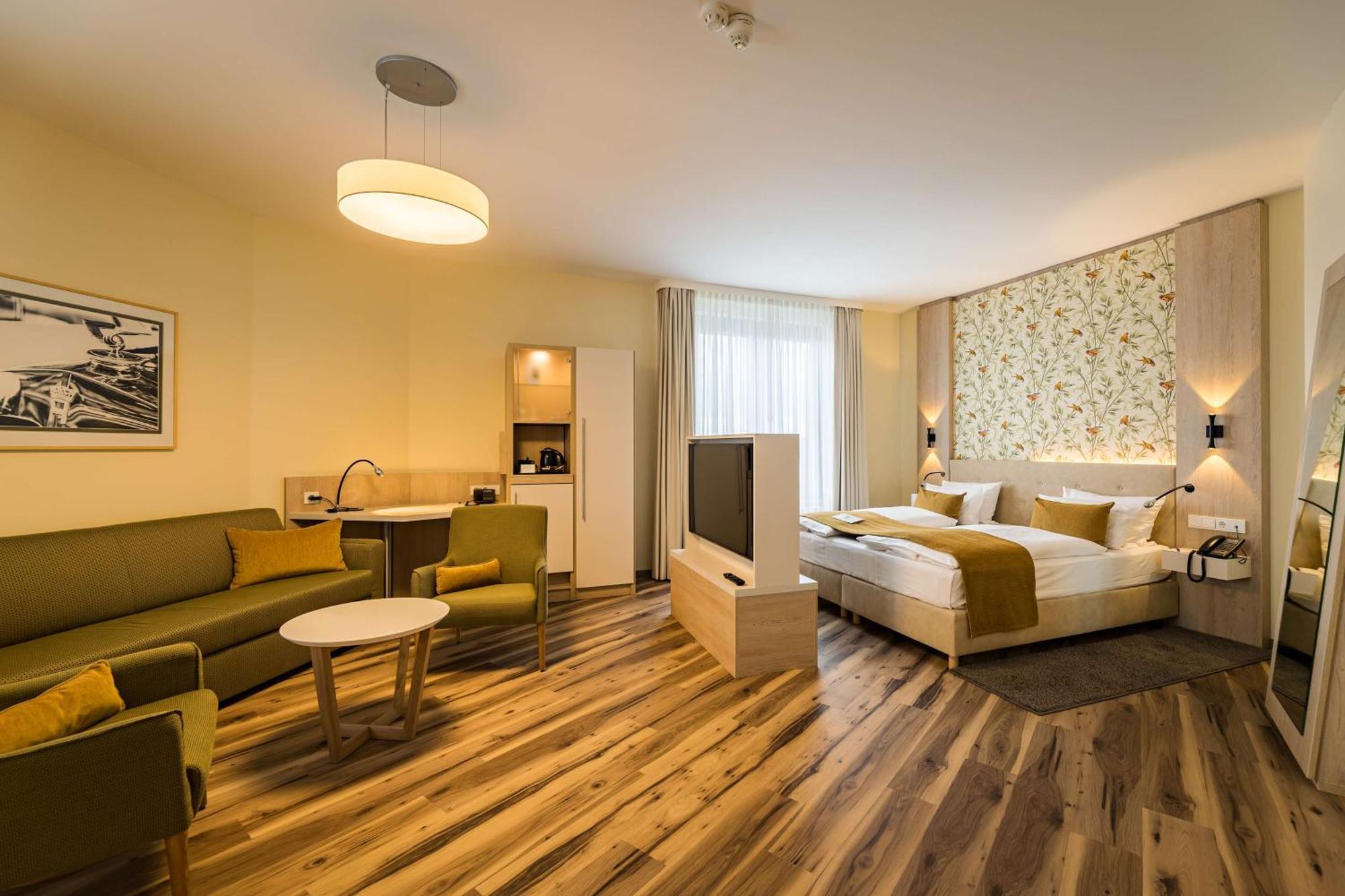 First Inn Hotel Zwickau Ngoại thất bức ảnh